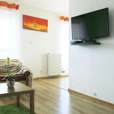 Apartment 3 Kolory Ostroda